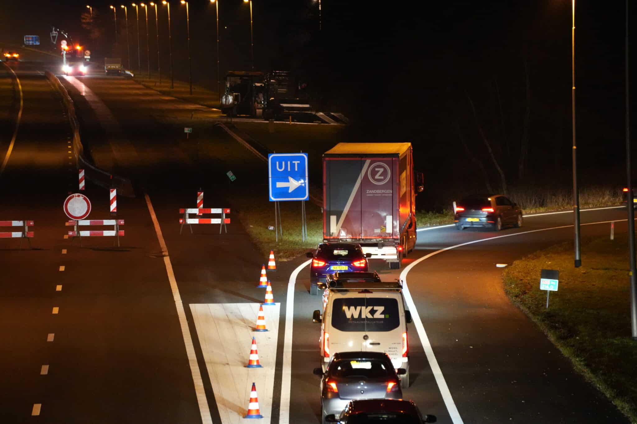 Verkeerschaos op A50 door spoedreparaties aan wegdek